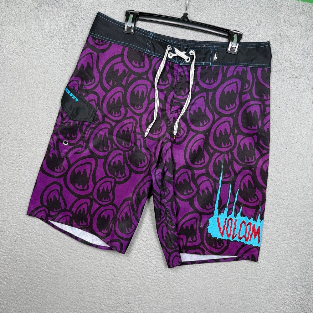 Volcom‎ board shorts